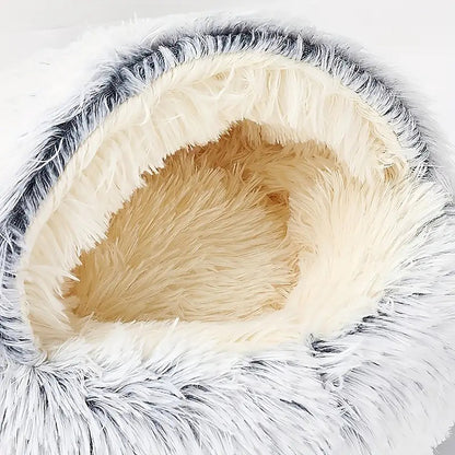 Luxurious Plush Round Bed